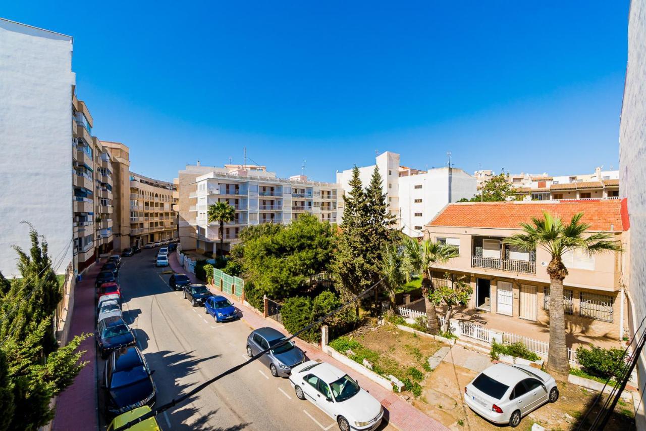 Apartamento Sunrise Orbiplaya Torrevieja Ngoại thất bức ảnh