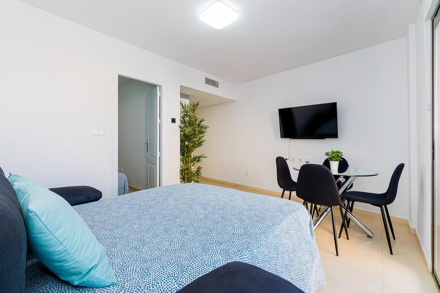 Apartamento Sunrise Orbiplaya Torrevieja Ngoại thất bức ảnh